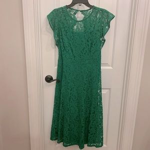 Donna Ricco Green lace flounce sleeve dress